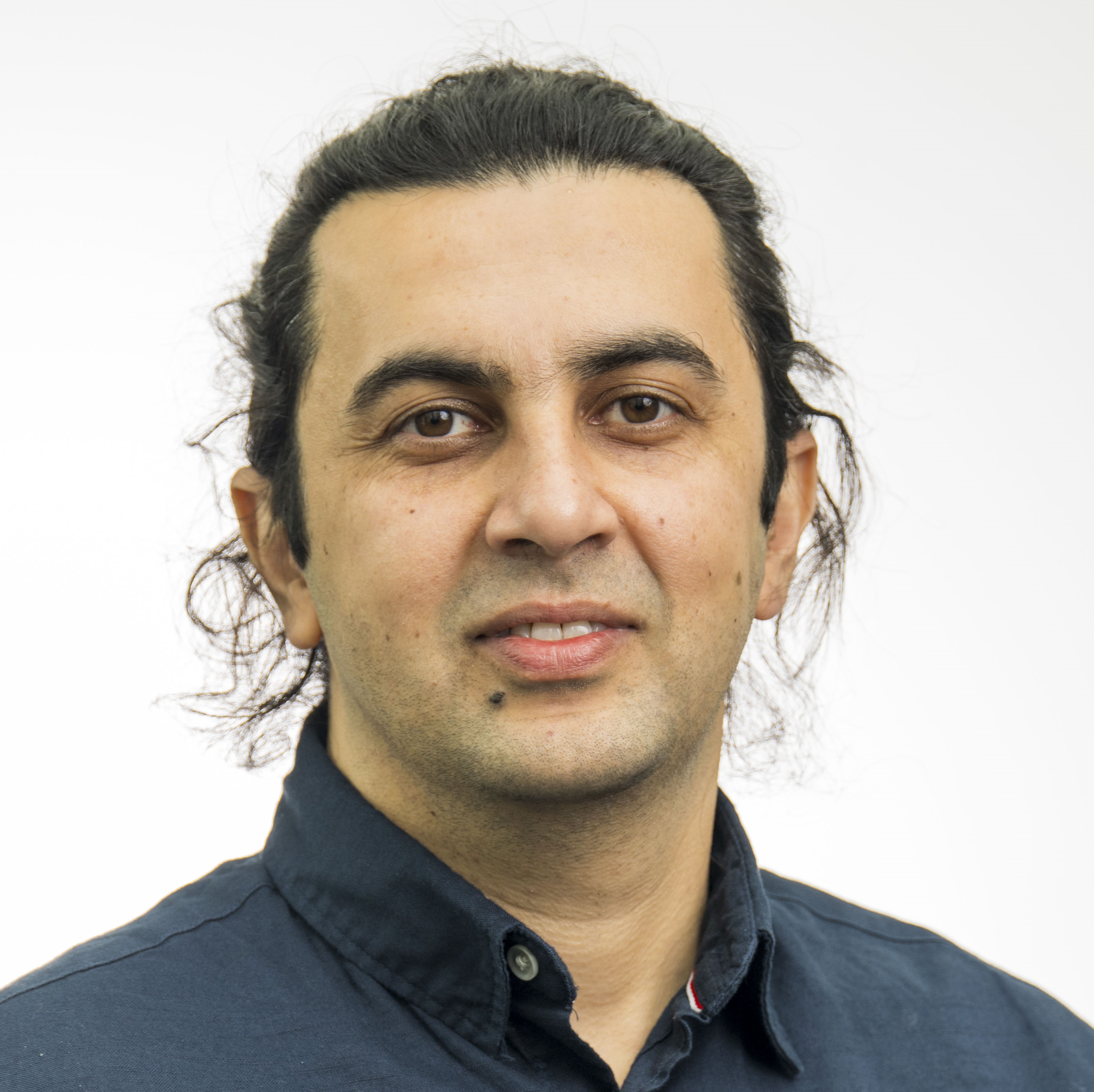 Davood Roshan Sangachin